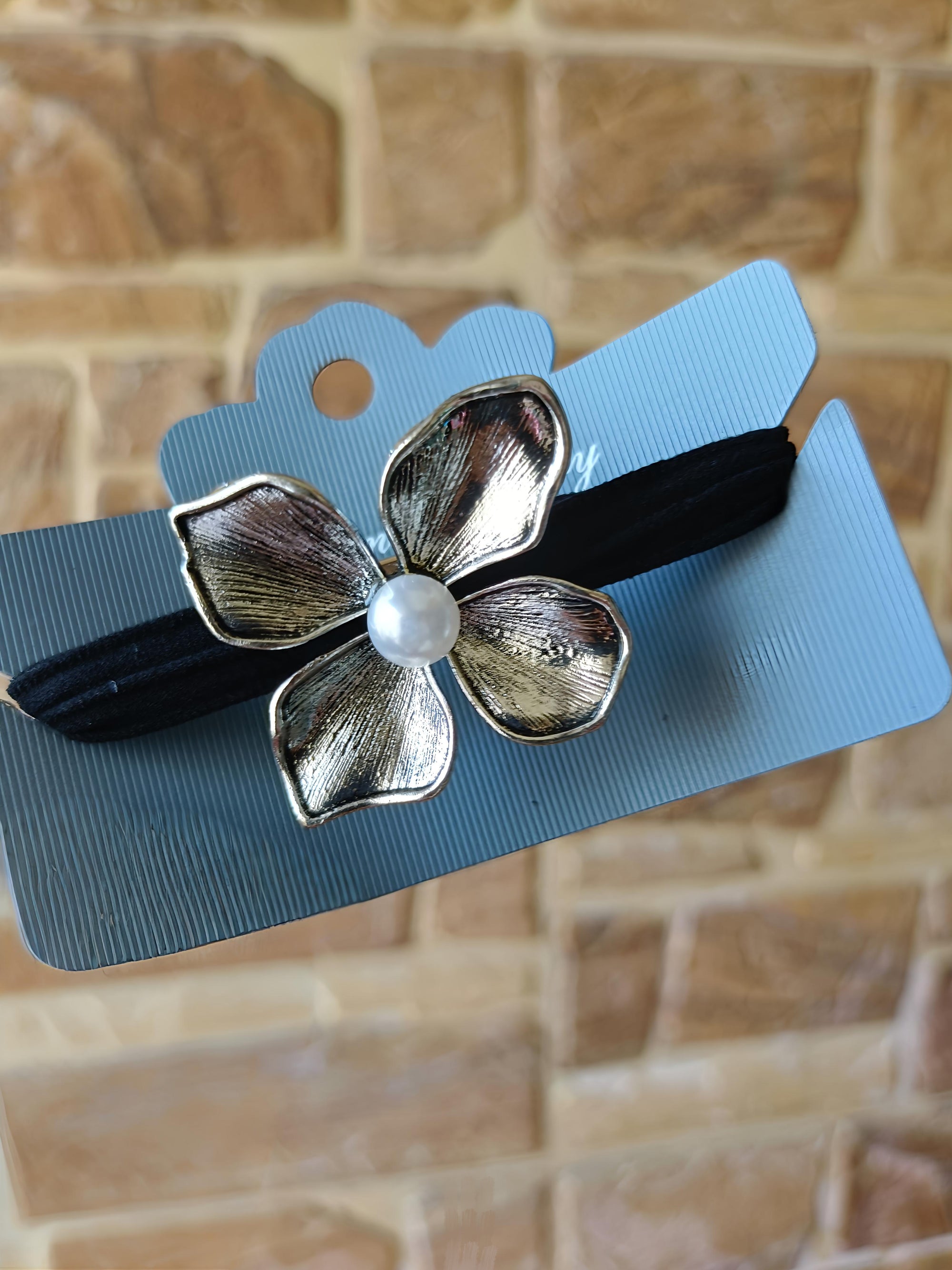 Metallic Flower Pearl Hair Tie – Gold, Silver & Black