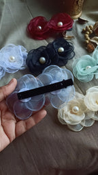 Elegant Pearl Bloom Hair Clip – Multiple Colors