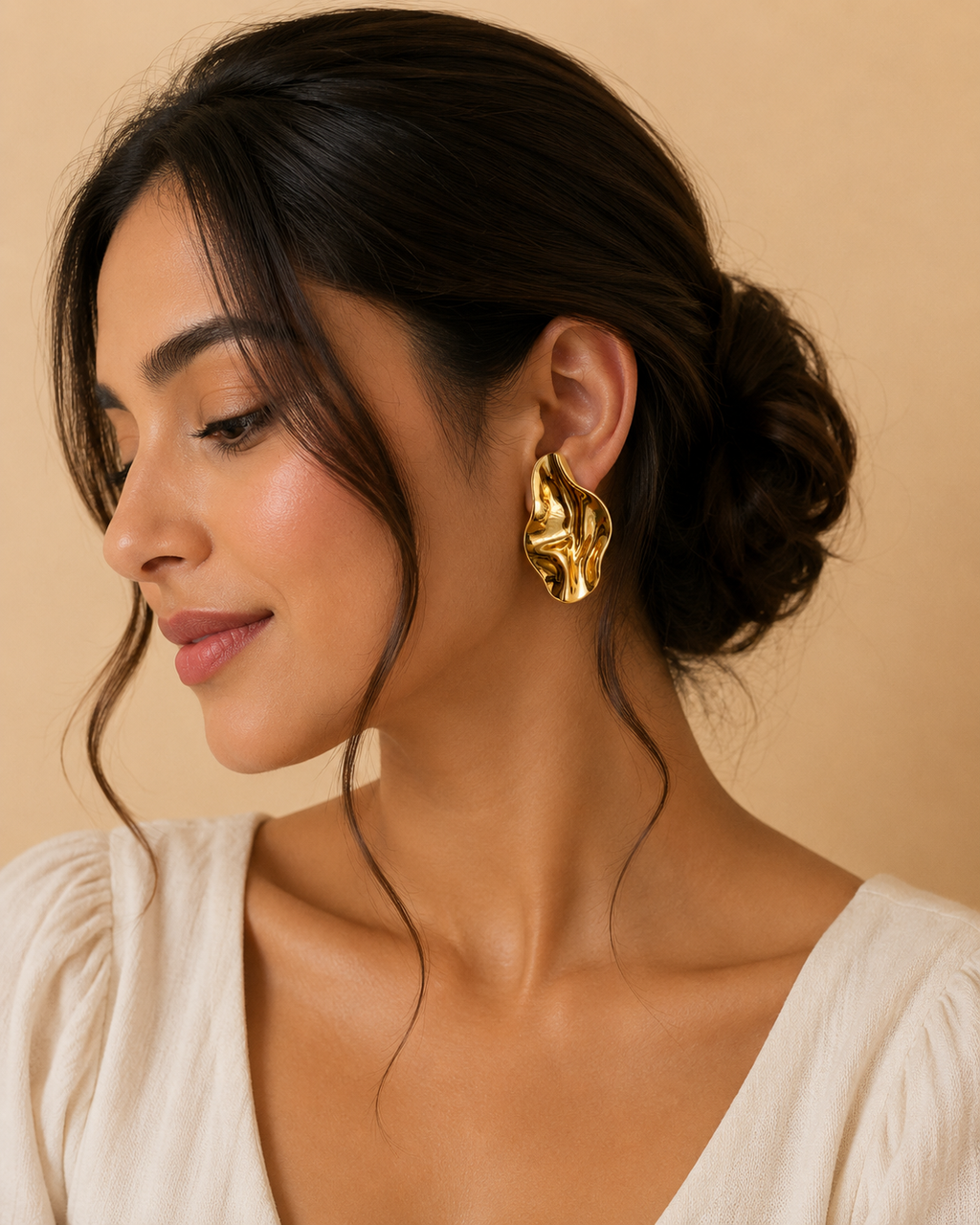 Luxury Gold Sculptural Earrings – Korean Fashion Jewelry