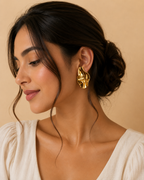 Luxury Gold Sculptural Earrings – Korean Fashion Jewelry
