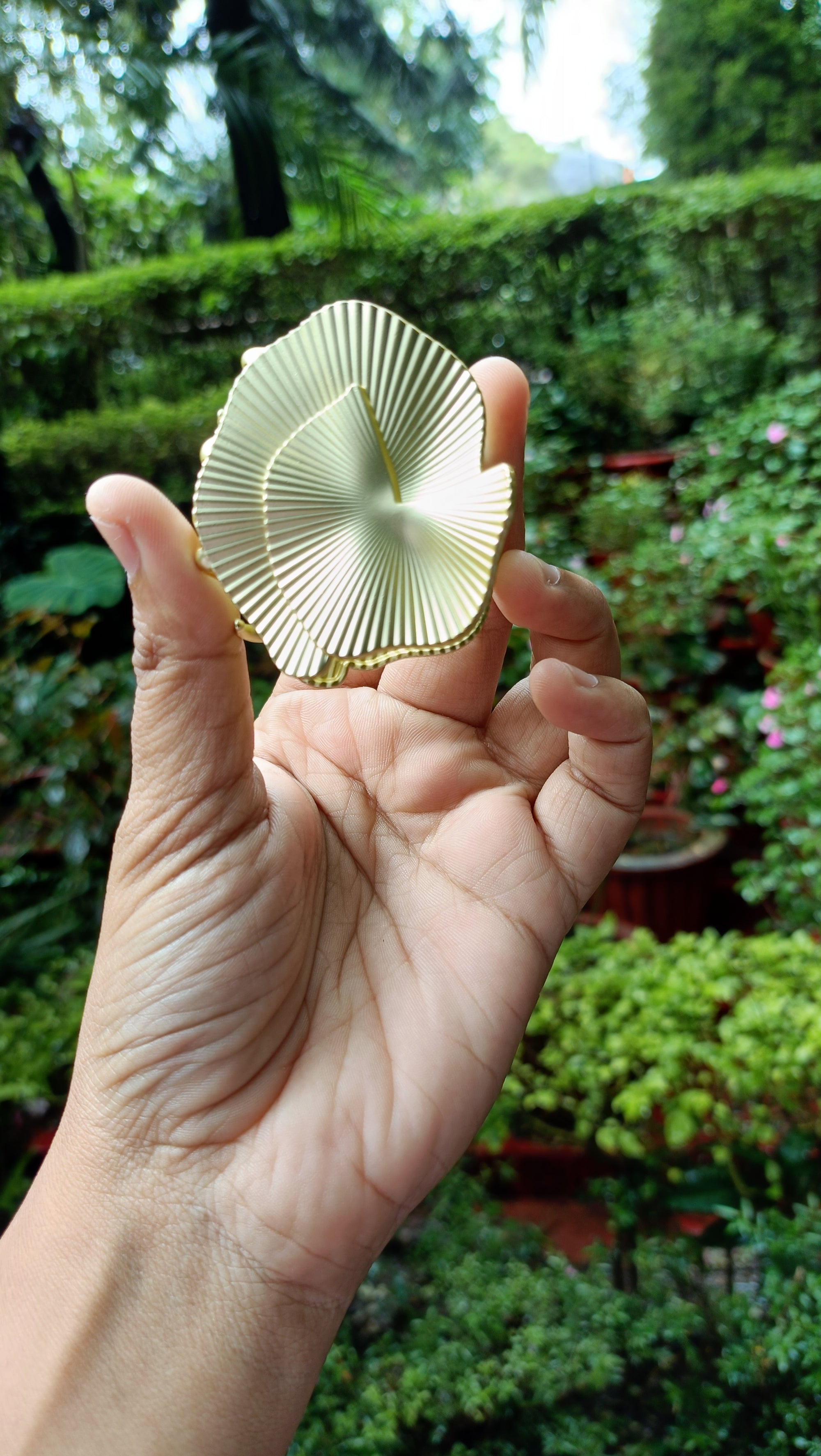 Golden Leaf Hair Clip | Elegant Hair Accessory for Women & Girls