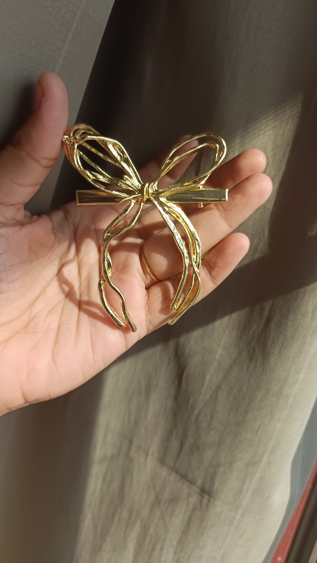 Metal Elegant Gold Bow Hair Clip